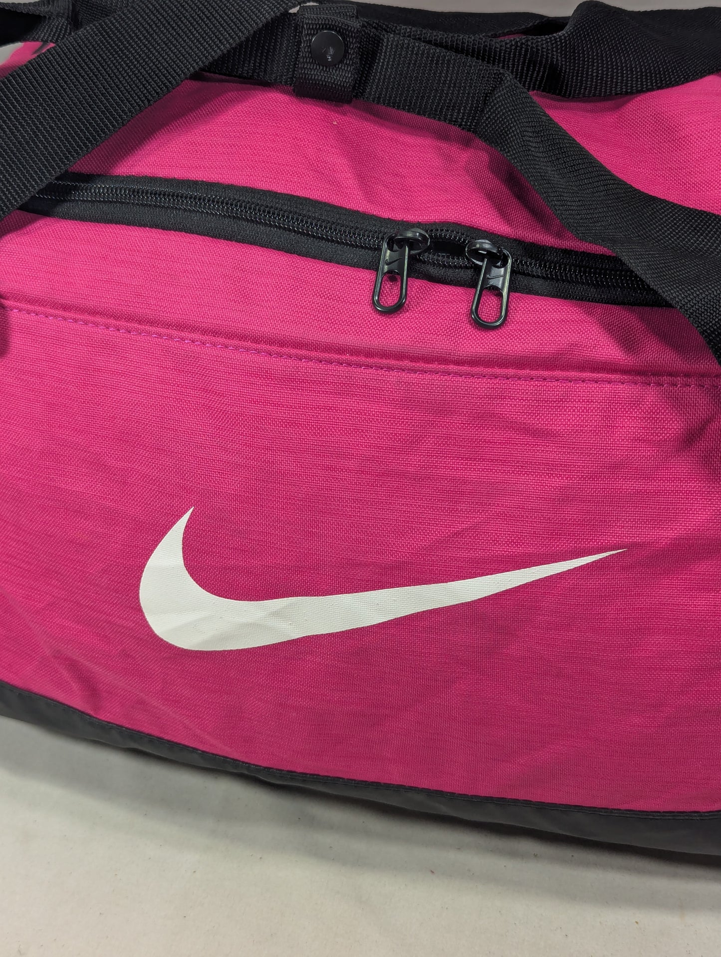 Nike Authentic bag with separate shoes portion