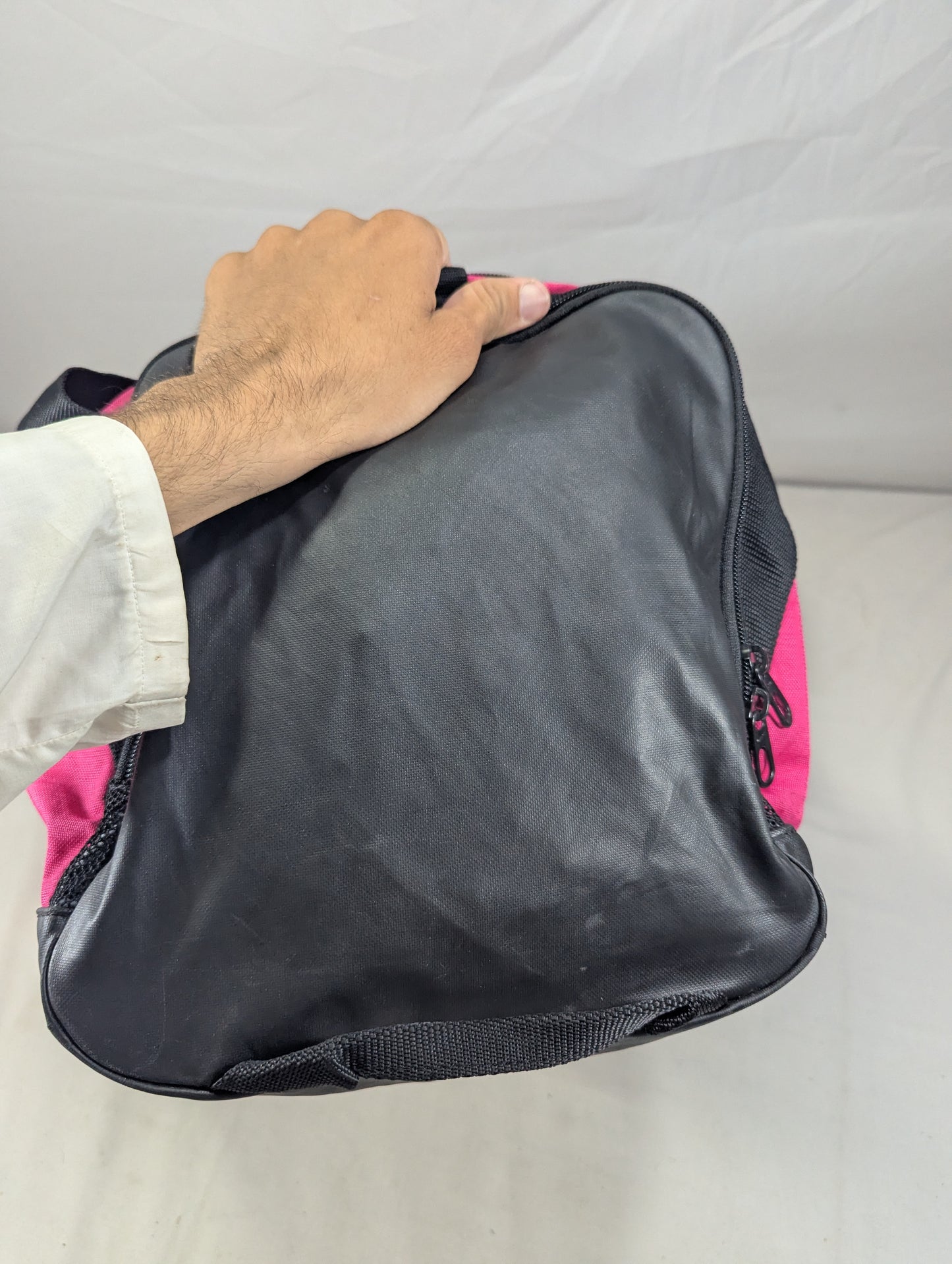 Nike Authentic bag with separate shoes portion