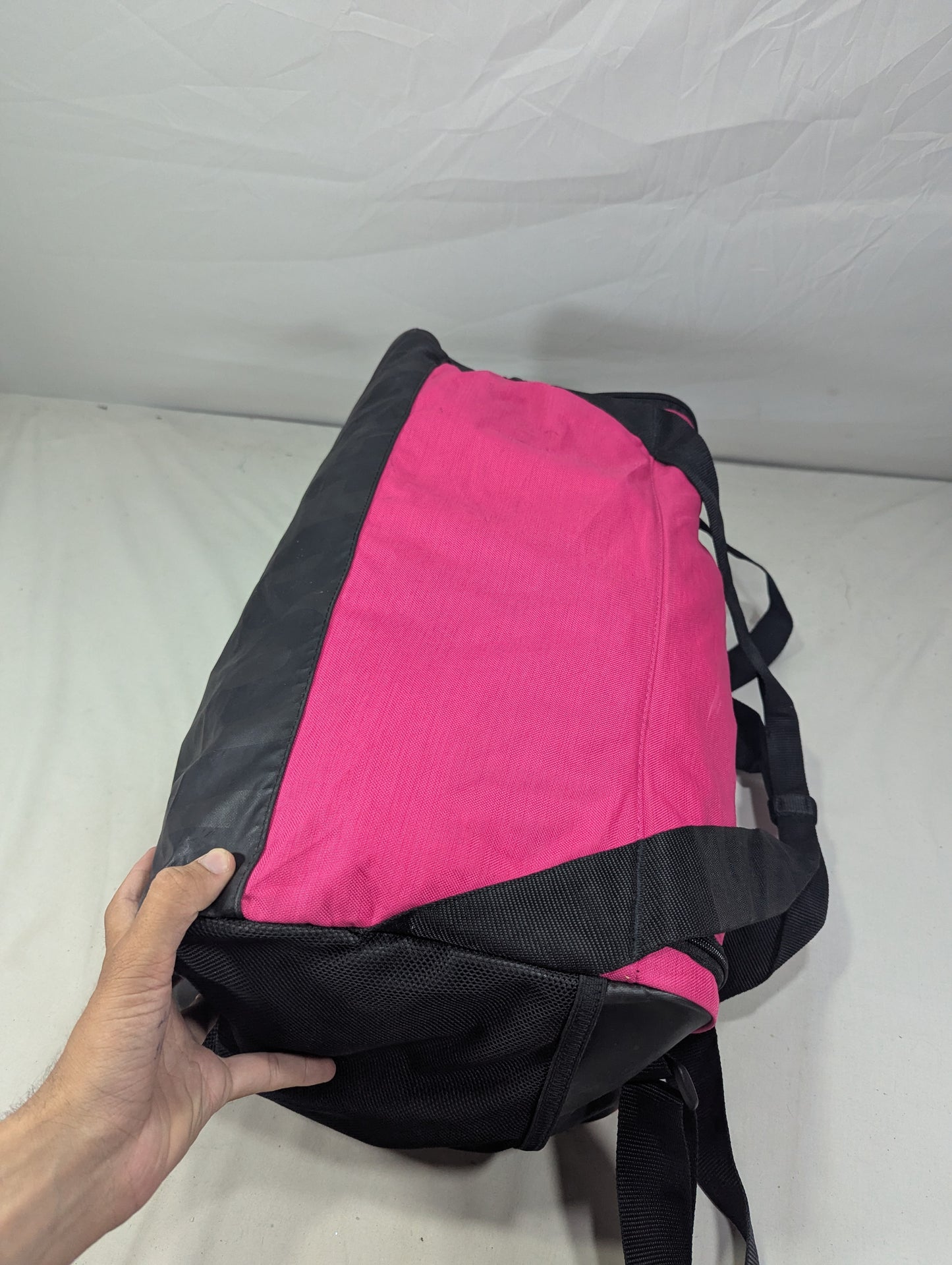 Nike Authentic bag with separate shoes portion