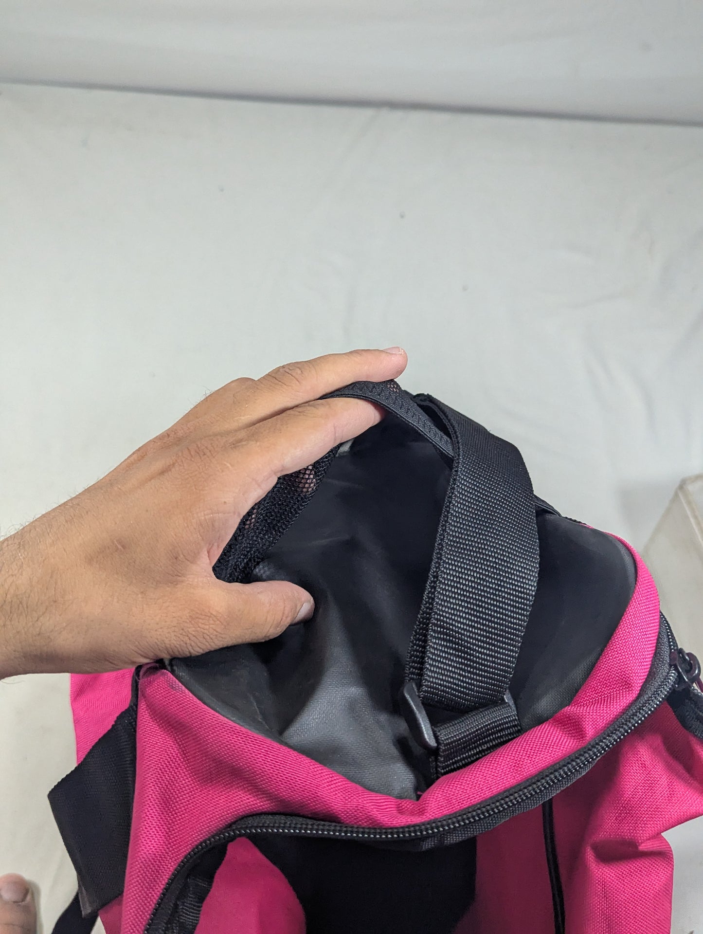 Nike Authentic bag with separate shoes portion