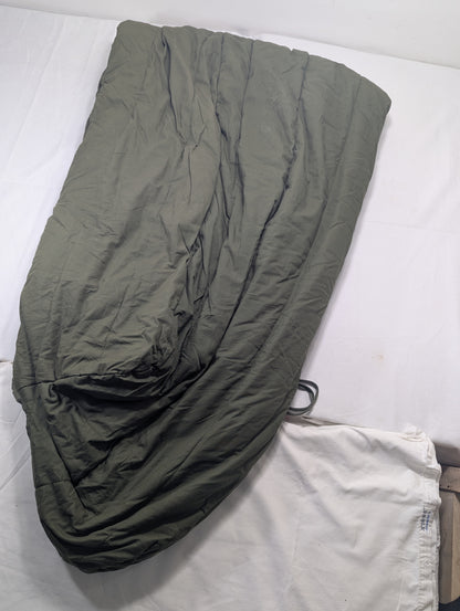 Preloved Military lot sleeping bag Sb12