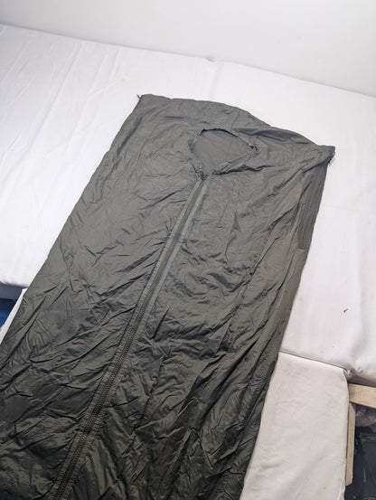 Preloved Military lot sleeping bag Sb24