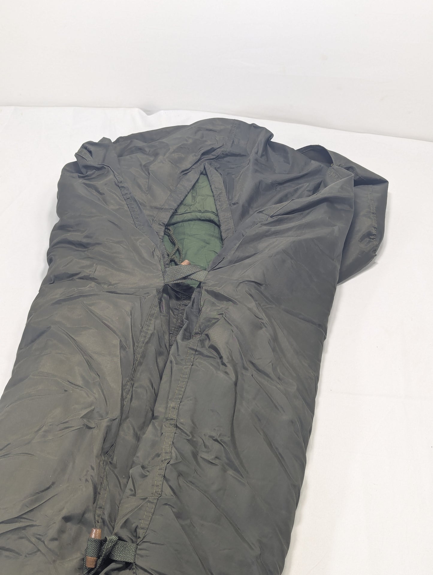 Preloved Military lot sleeping bag Sb23