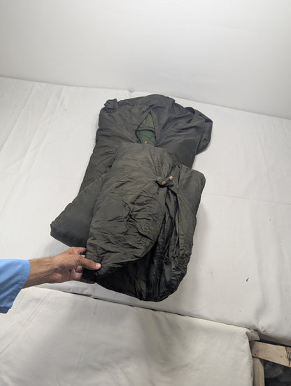 Preloved Military lot sleeping bag Sb23