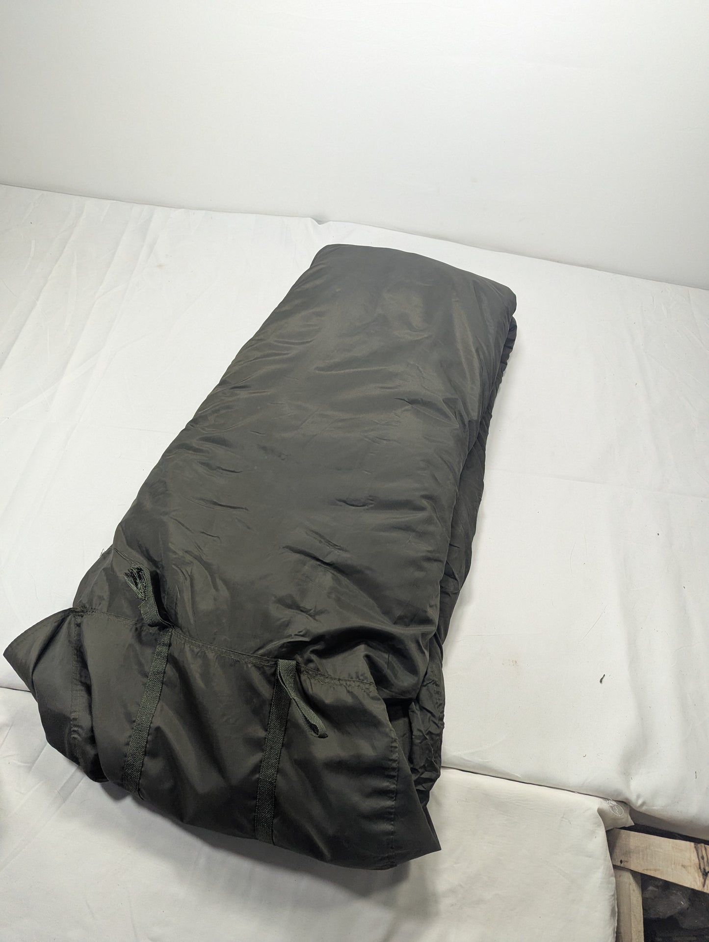 Preloved Military lot sleeping bag Sb23