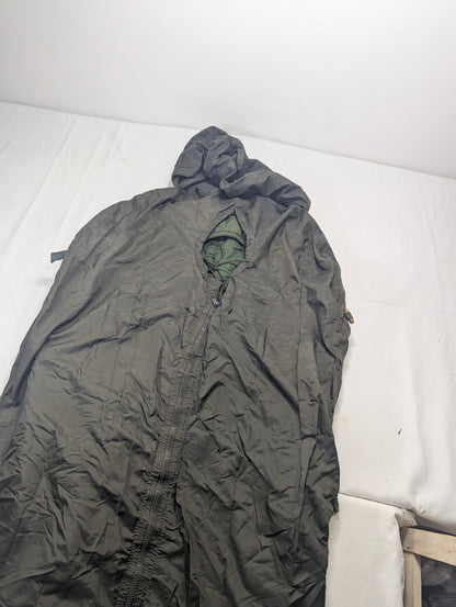 Preloved Military lot sleeping bag Sb23