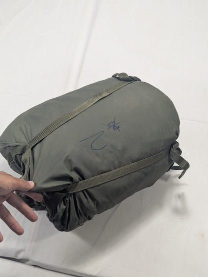 Preloved Military lot sleeping bag Sb2