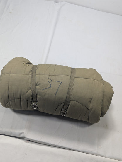Preloved Military lot sleeping bag Sb37