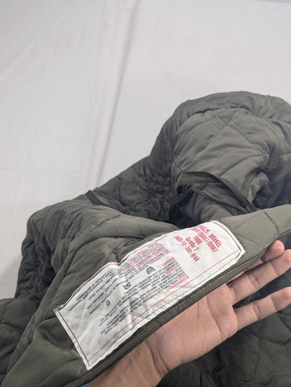 Preloved Military lot sleeping bag Sb16