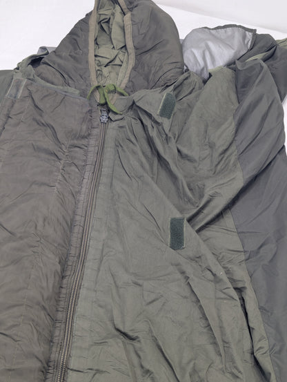 Preloved Military lot sleeping bag Sb14