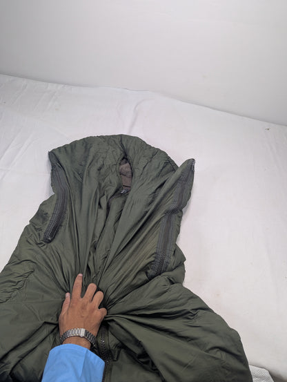 Preloved Military lot sleeping bag Sb38