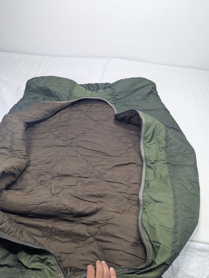 Preloved Military lot sleeping bag Sb19