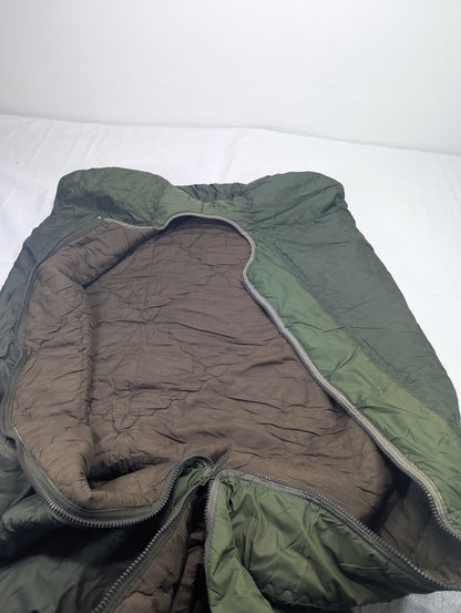 Preloved Military lot sleeping bag Sb19