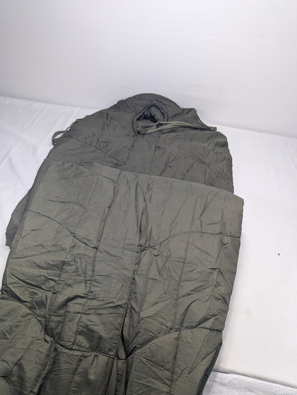 Preloved Military lot sleeping bag Sb29