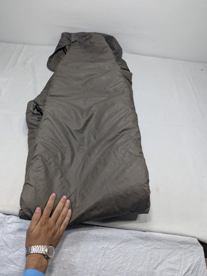 Preloved Military lot sleeping bag Sb68