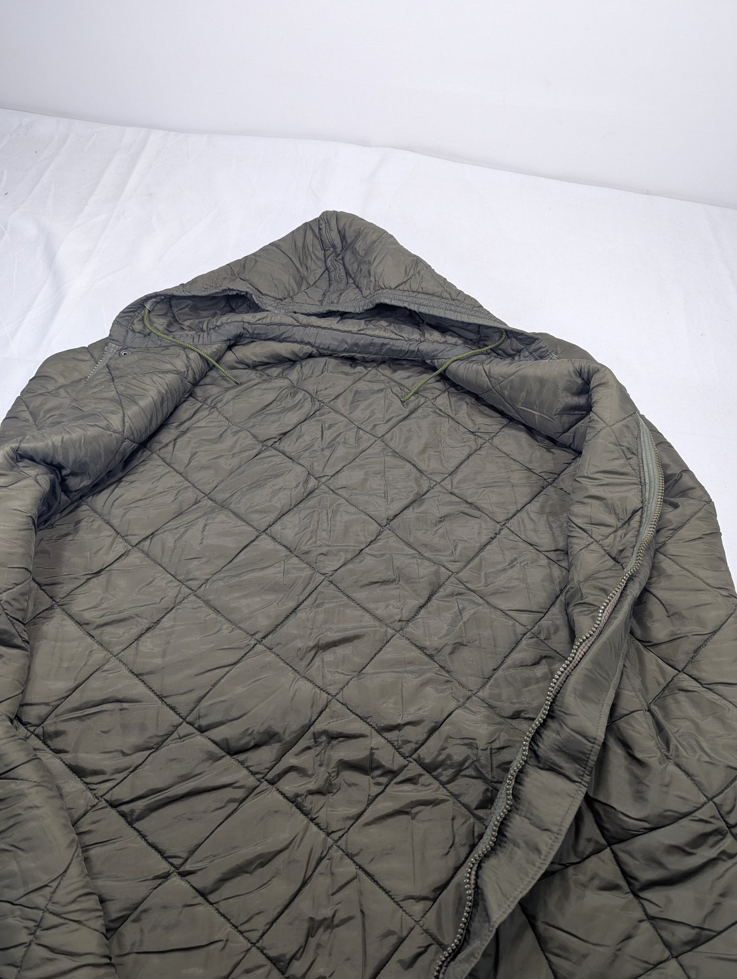 Preloved Military lot sleeping bag Sb71