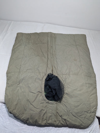 Preloved Military lot sleeping bag Sb54