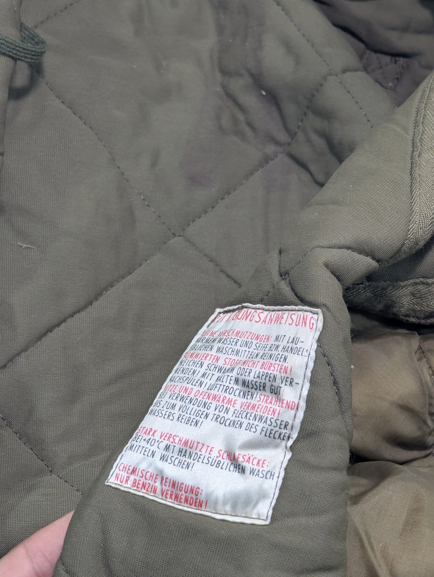Preloved Military lot sleeping bag Sb92