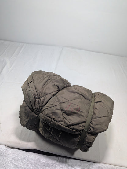 Preloved Military lot sleeping bag Sb182