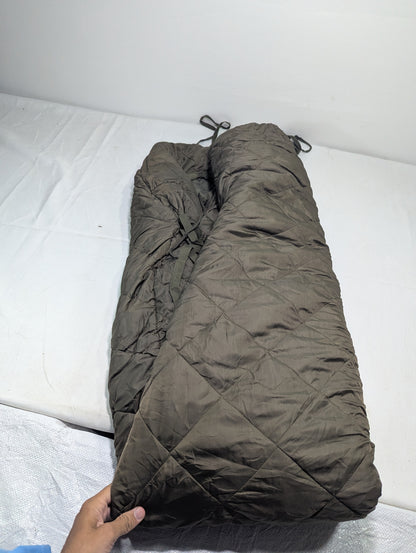 Preloved Military lot sleeping bag Sb182