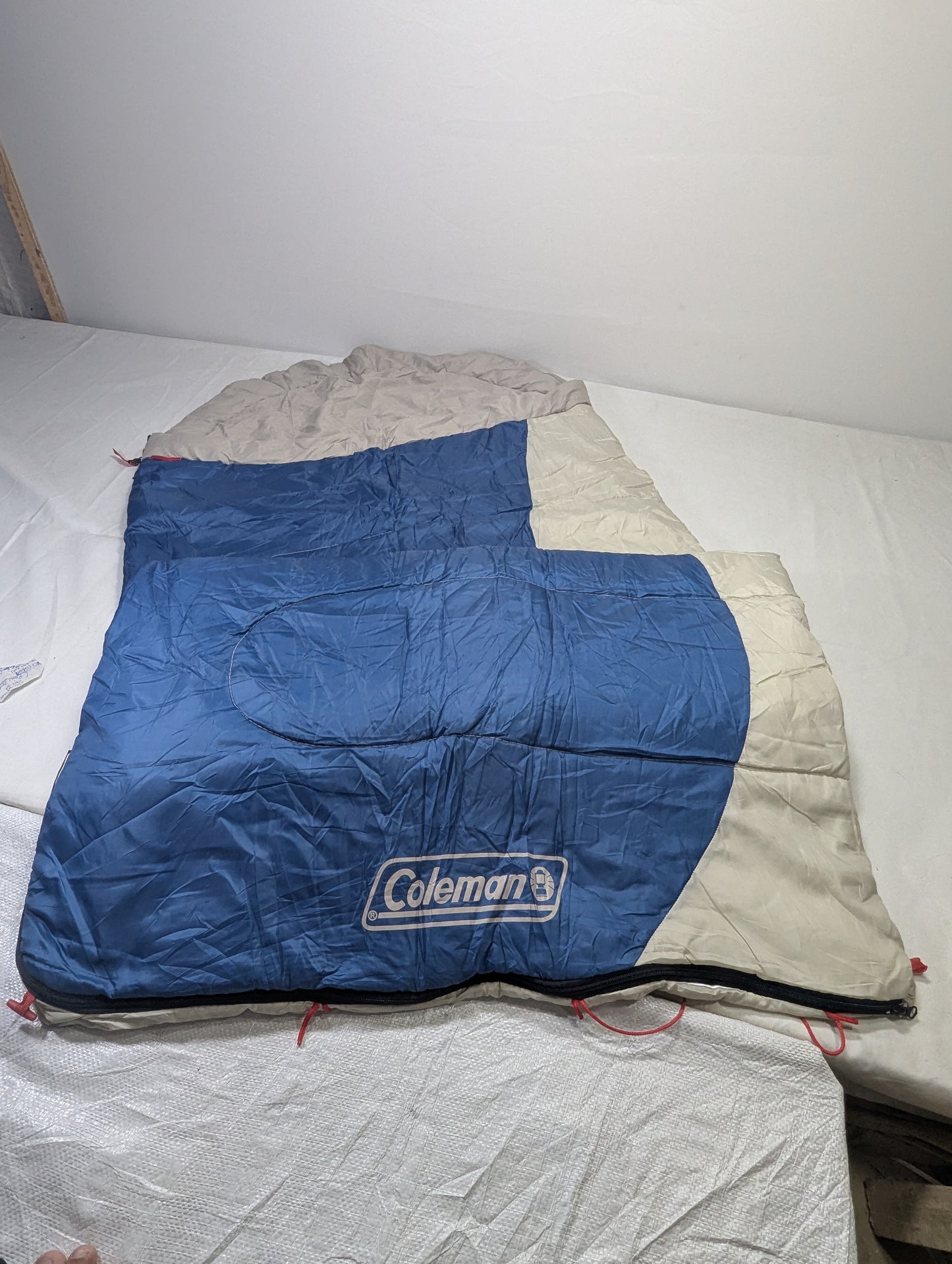 Coleman USA lot sleeping bag Sb207
