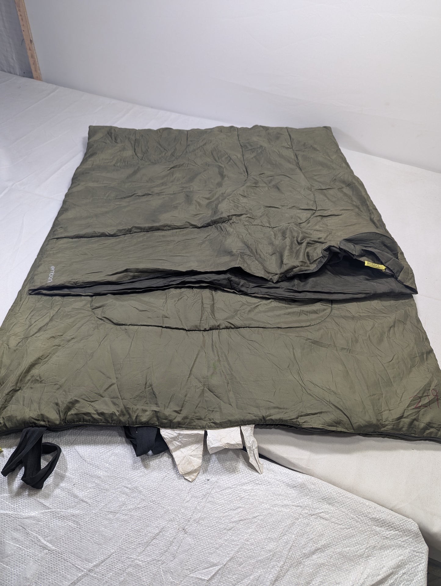 Embark USA lot sleeping bag Sb219