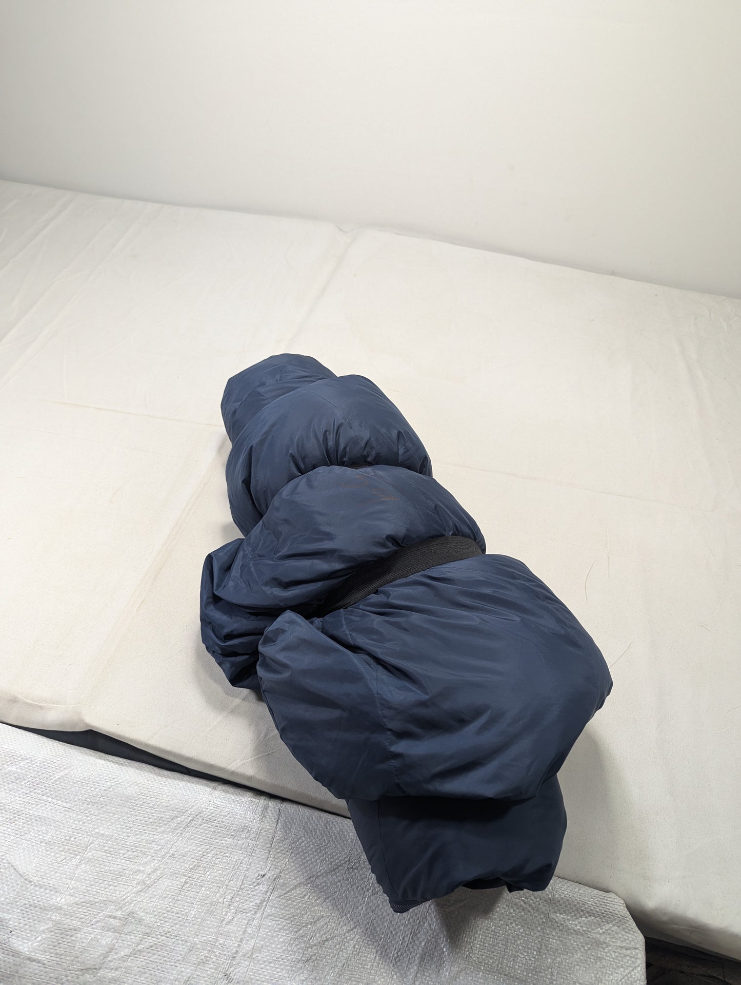 Down Feather USA lot sleeping bag Sb57