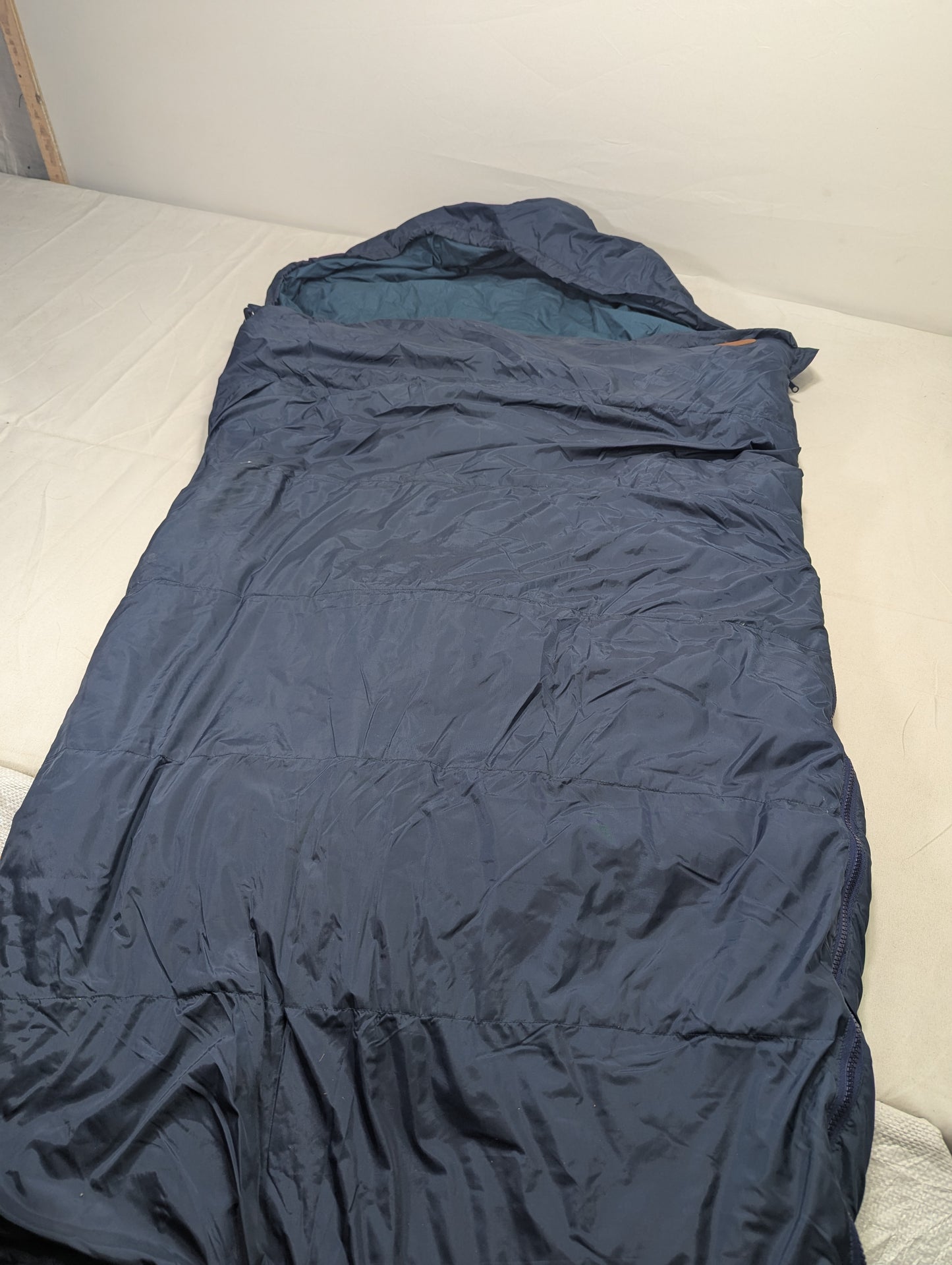 Down Feather USA lot sleeping bag Sb57