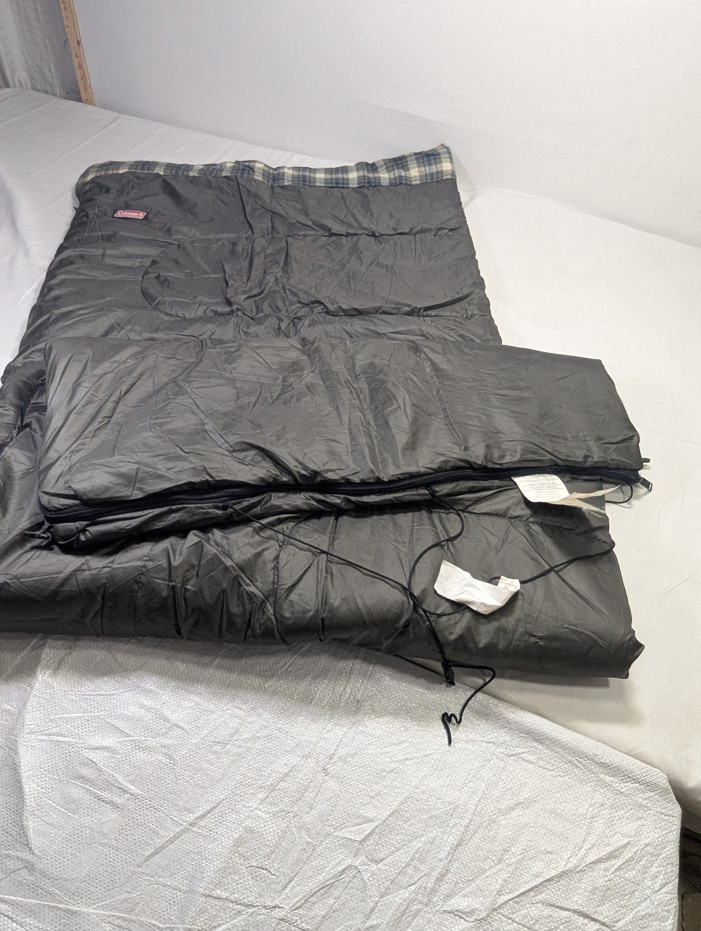 Coleman USA lot sleeping bag Sb201