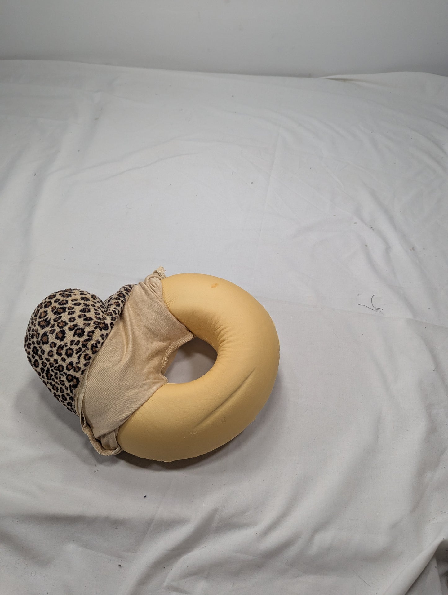 Imported lot U shaped memory foam neck pilow