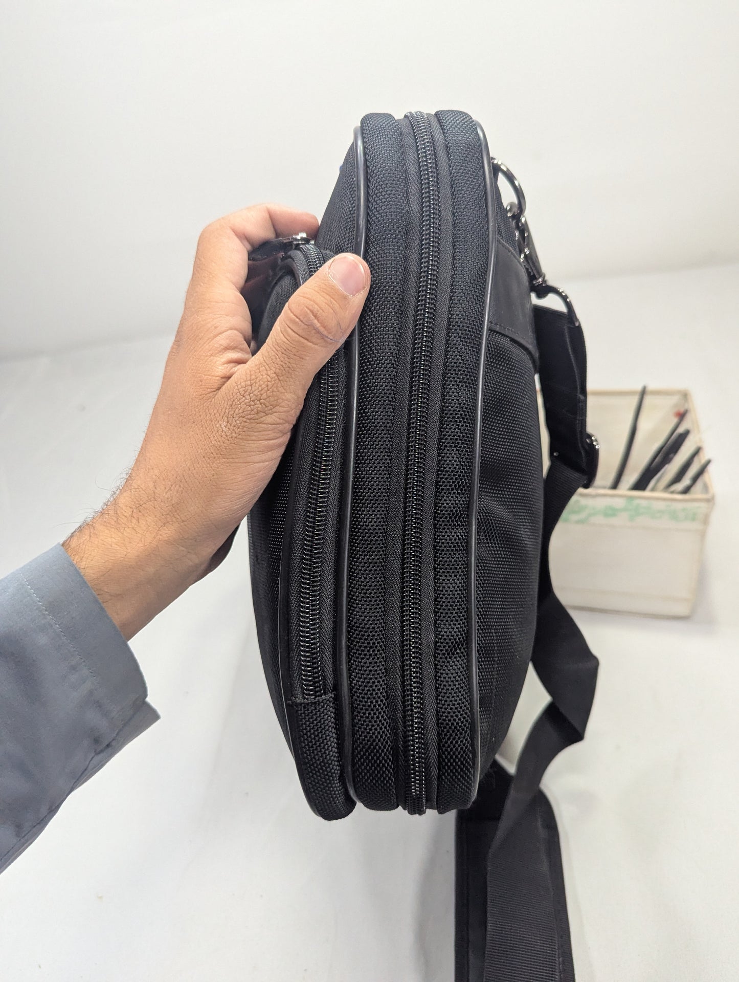 Steve madden Title will update soon