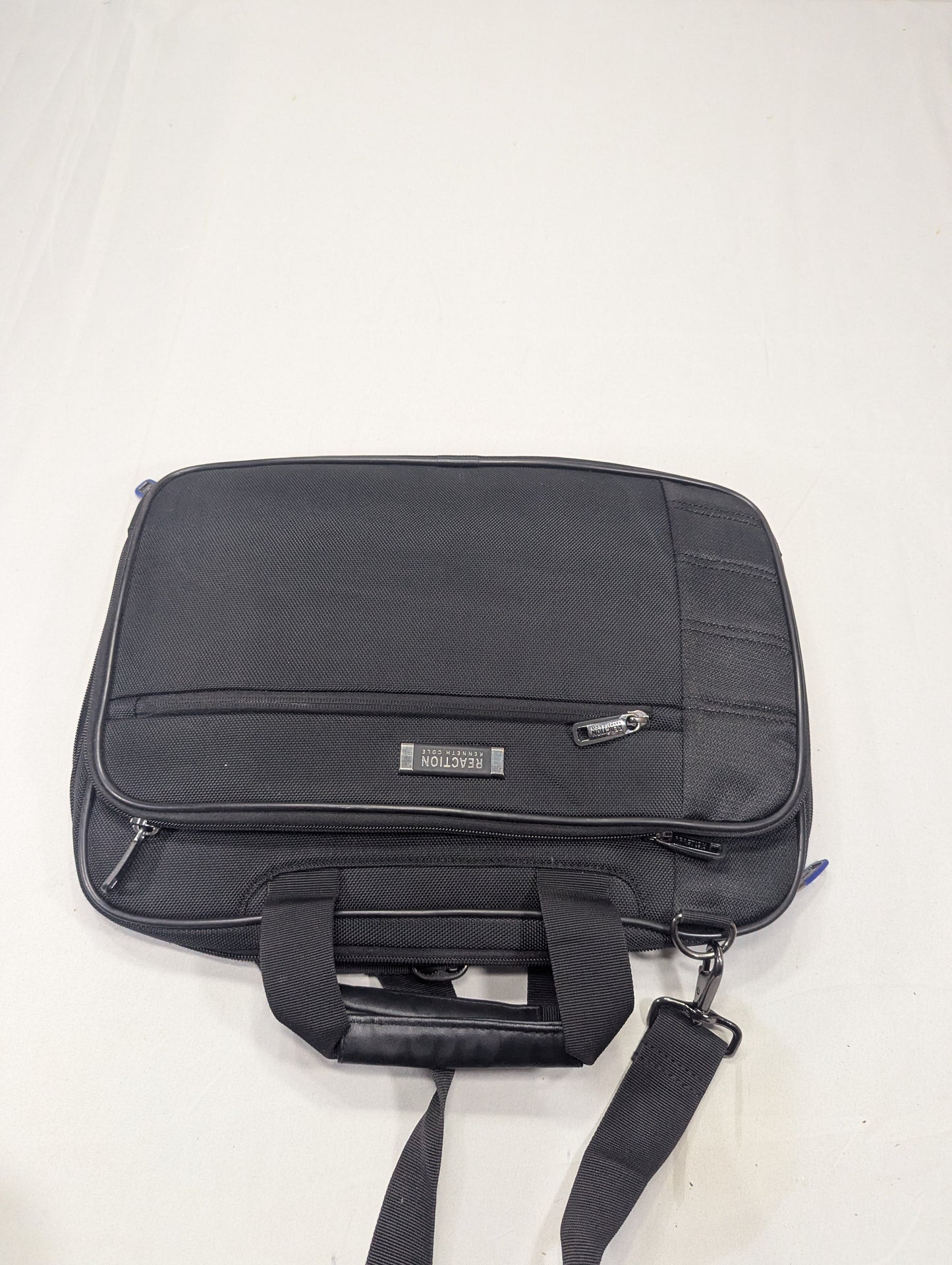 Steve madden Title will update soon