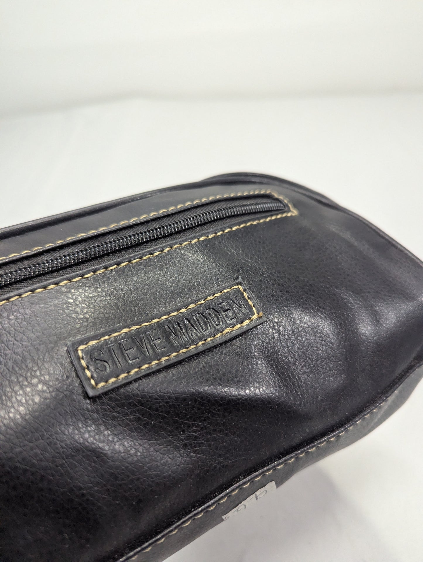 Steve Madden/Title will update soon