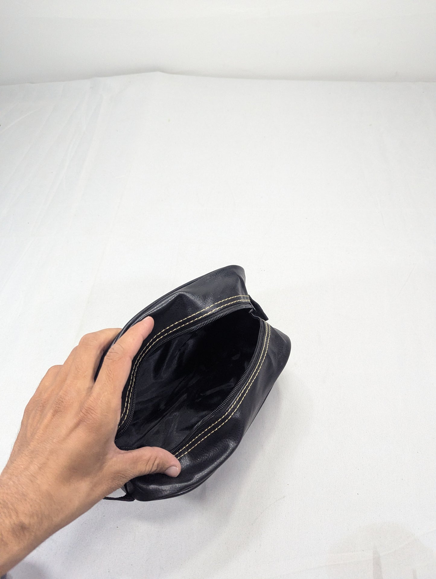 Steve Madden/Title will update soon