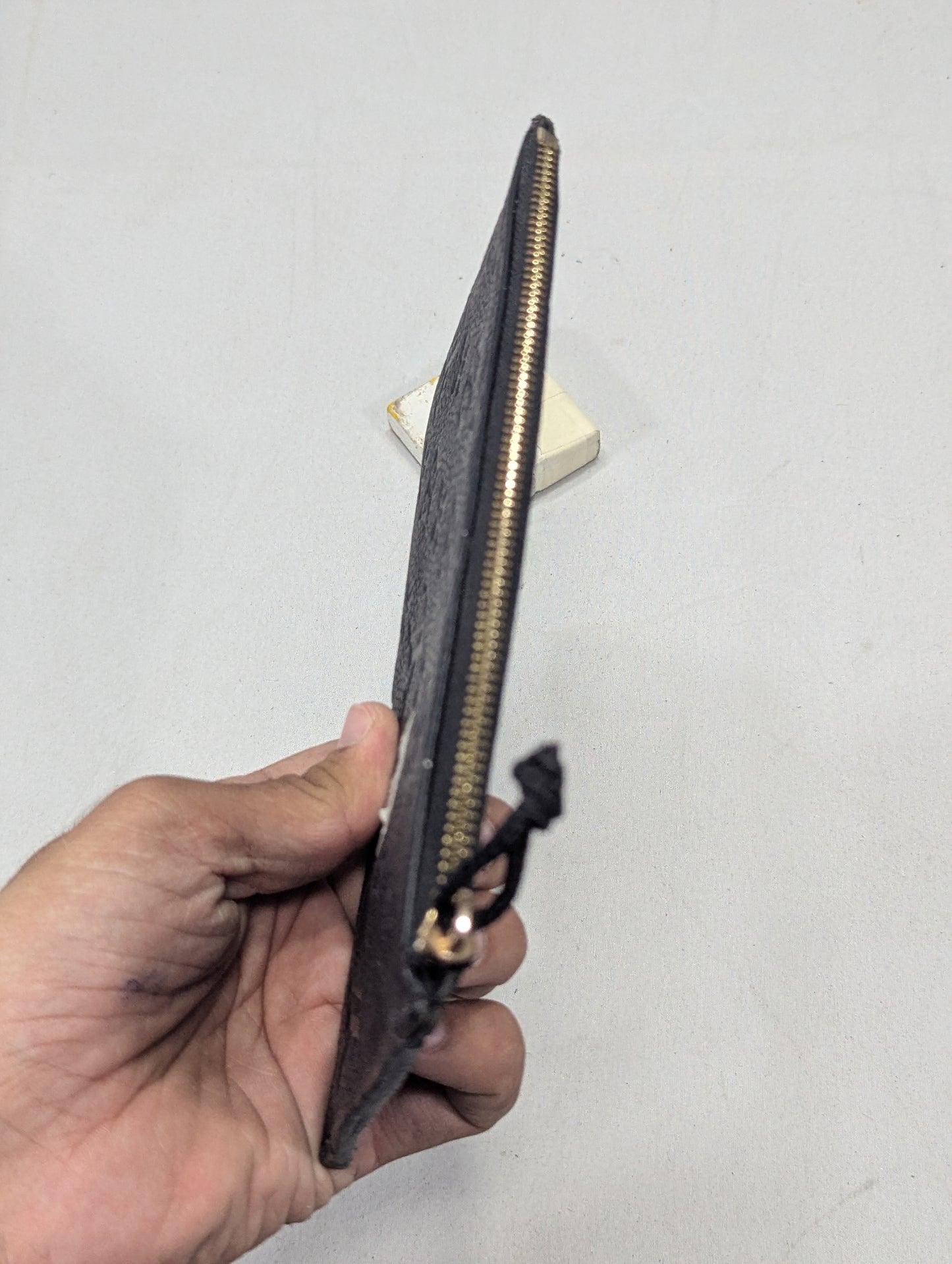 Luis Vuitton/ Title will update soon