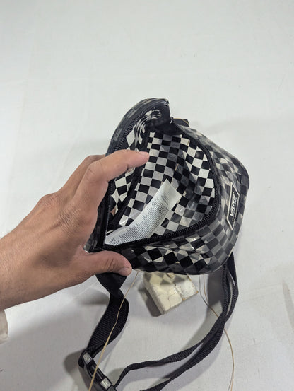 Vans of the wall/ Title will update soon