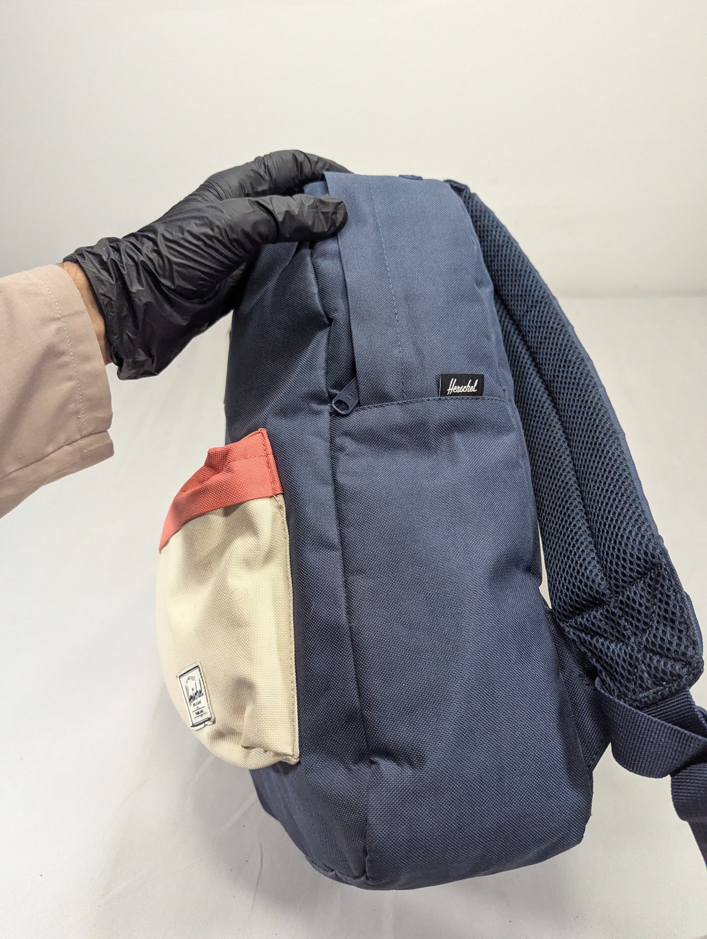 Hershel / Title will update soon