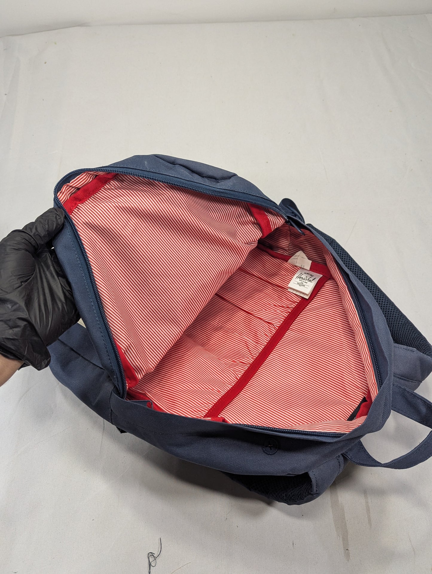 Hershel / Title will update soon