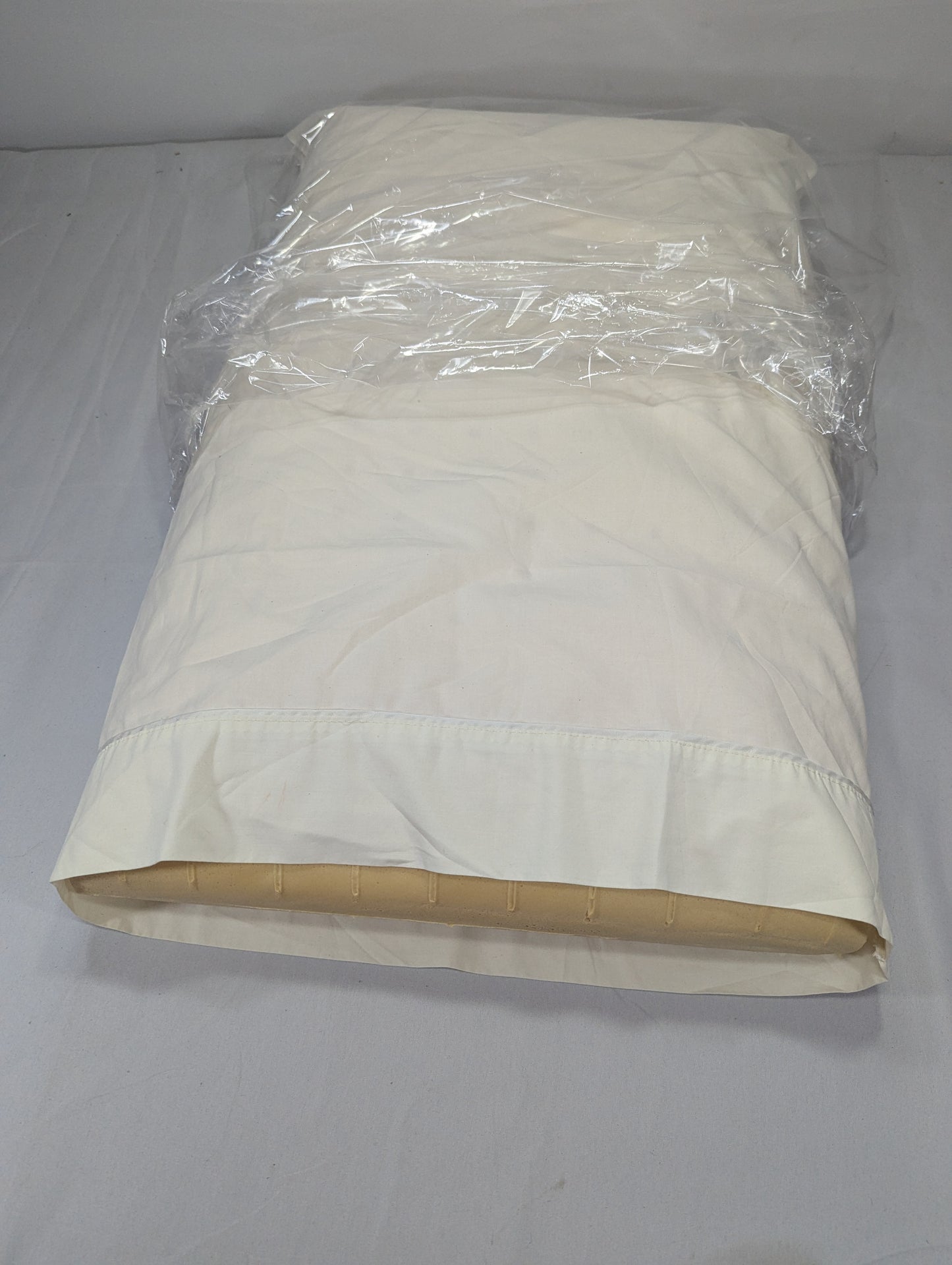 USA Lot Sanitized Germ Free Memory/ Medicated Pillow P53