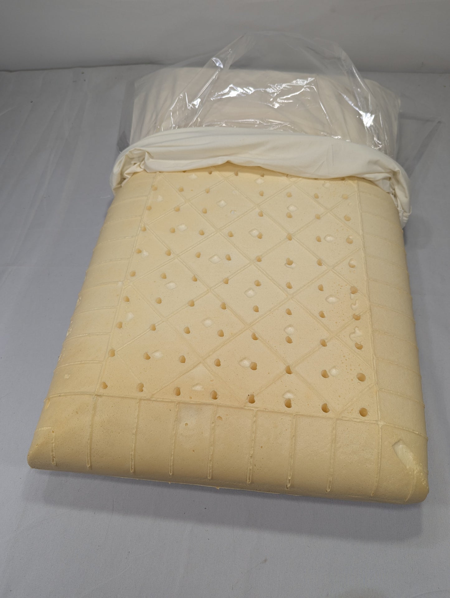 USA Lot Sanitized Germ Free Memory/ Medicated Pillow P53