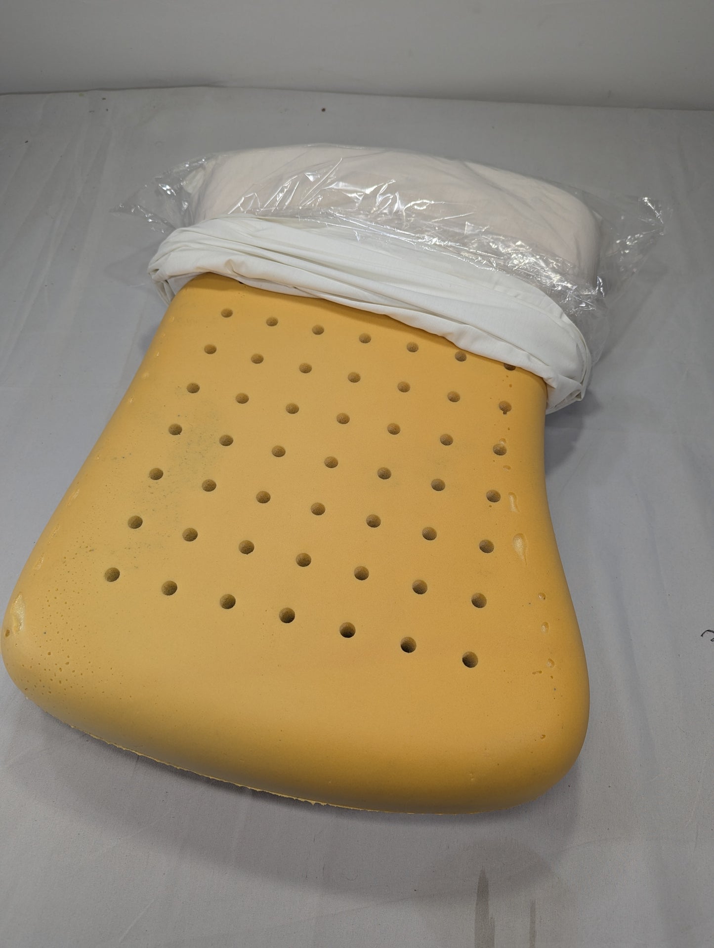 USA Lot Sanitized Germ Free Memory/ Medicated Pillow P59