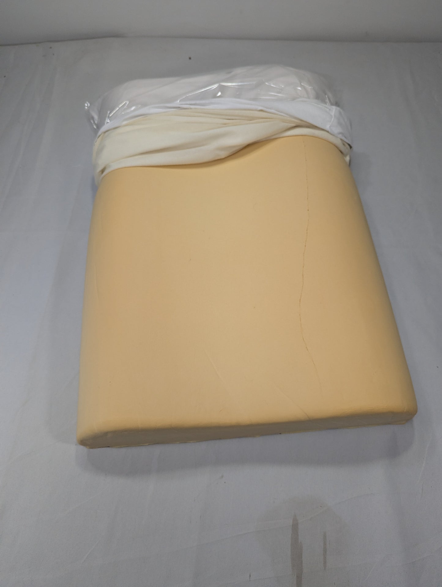 USA Lot Sanitized Germ Free Memory/ Medicated Pillow P63