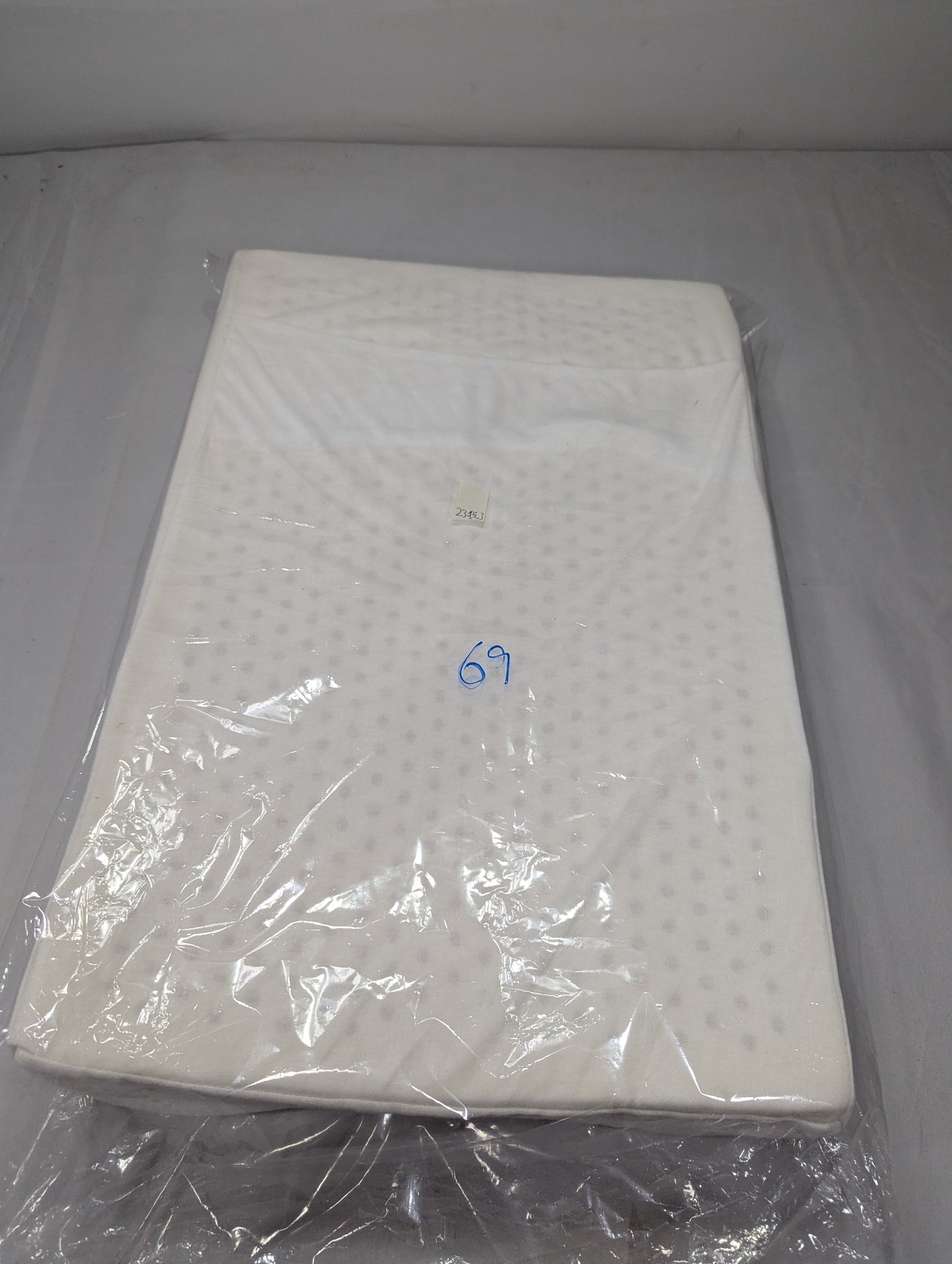 USA Lot Sanitized Germ Free Memory/ Medicated Pillow P69