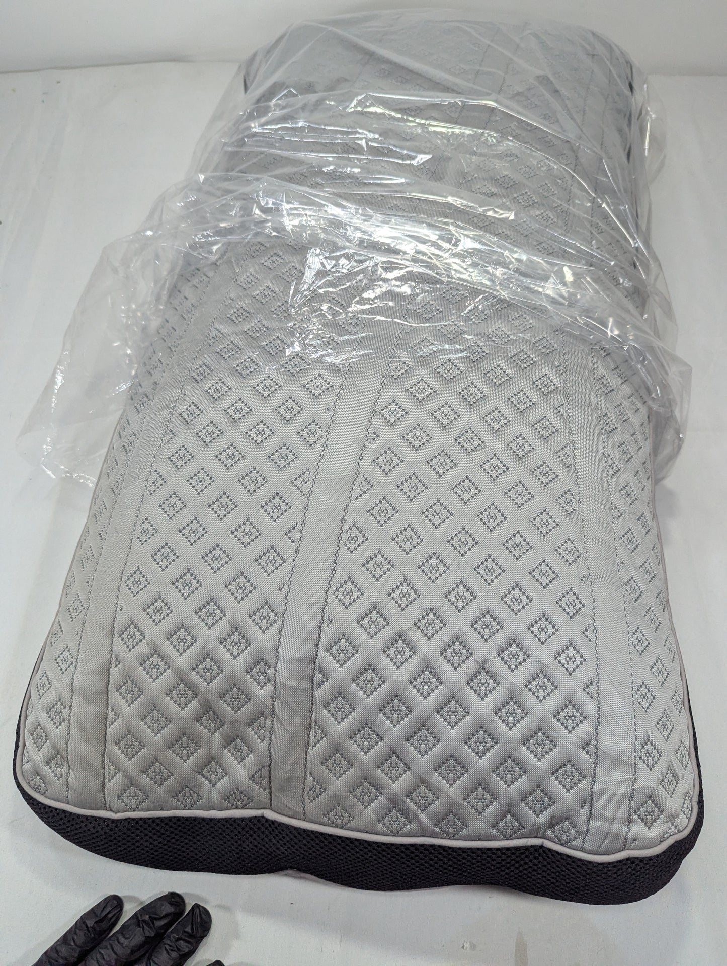 SHARADED USA Lot Sanitized Germ Free Memory/ Medicated Pillow P70