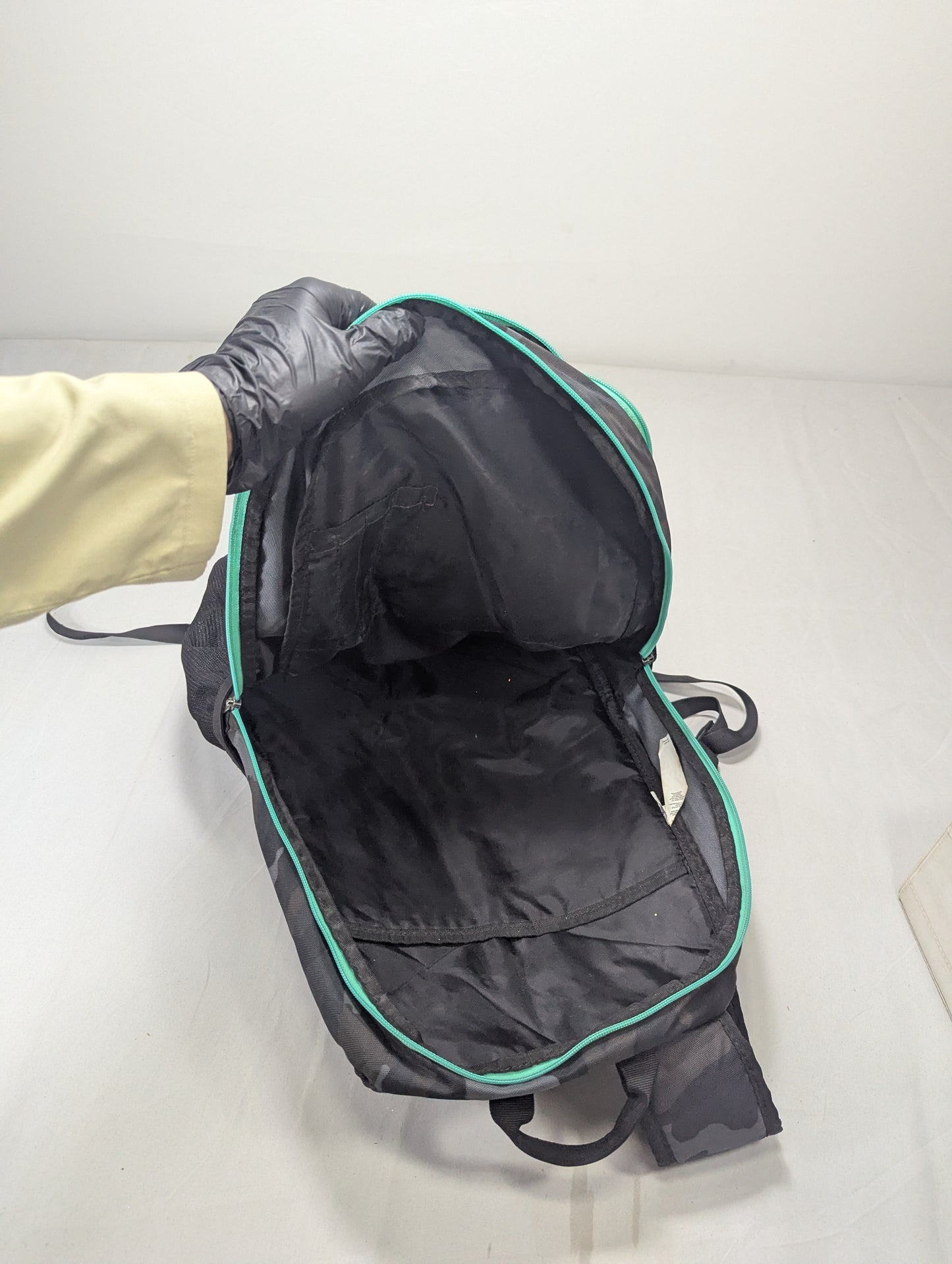 UA under armourTitle will update soon