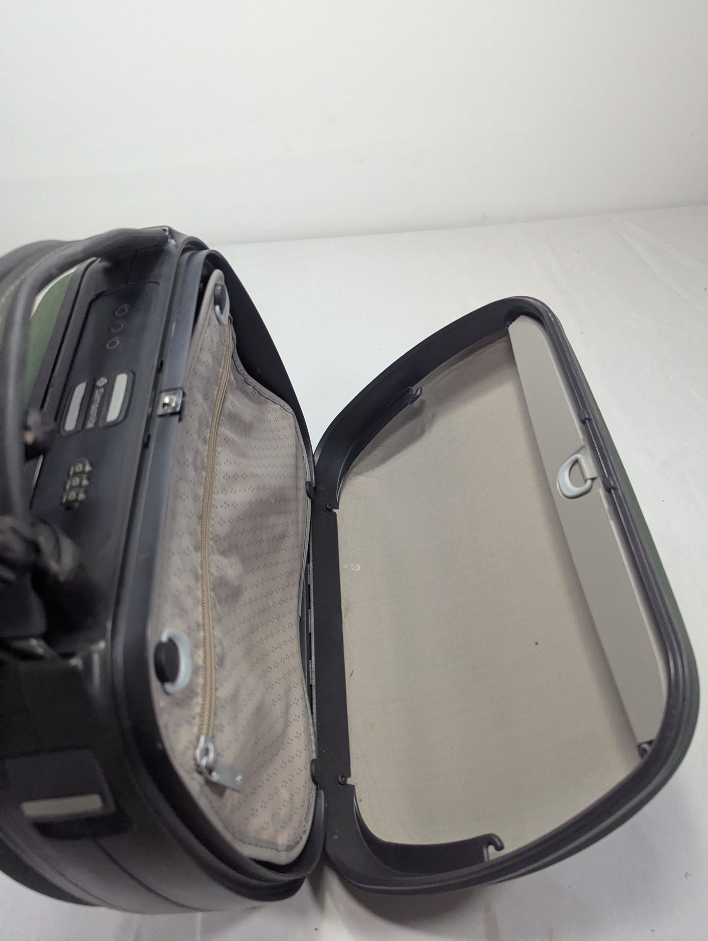 Title will update soon