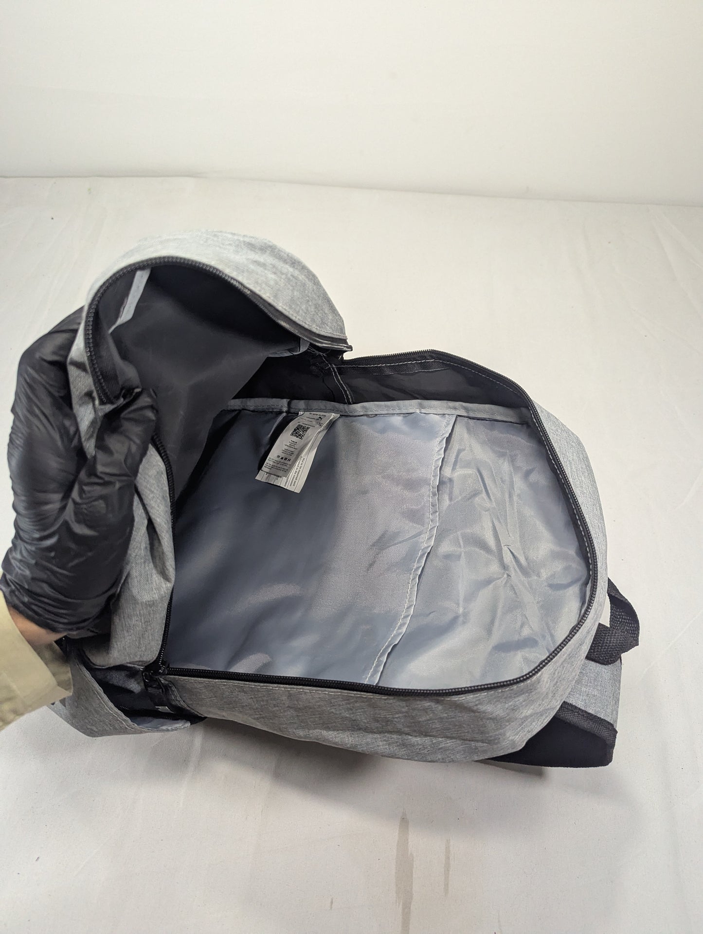 Puma/ Title will update soon