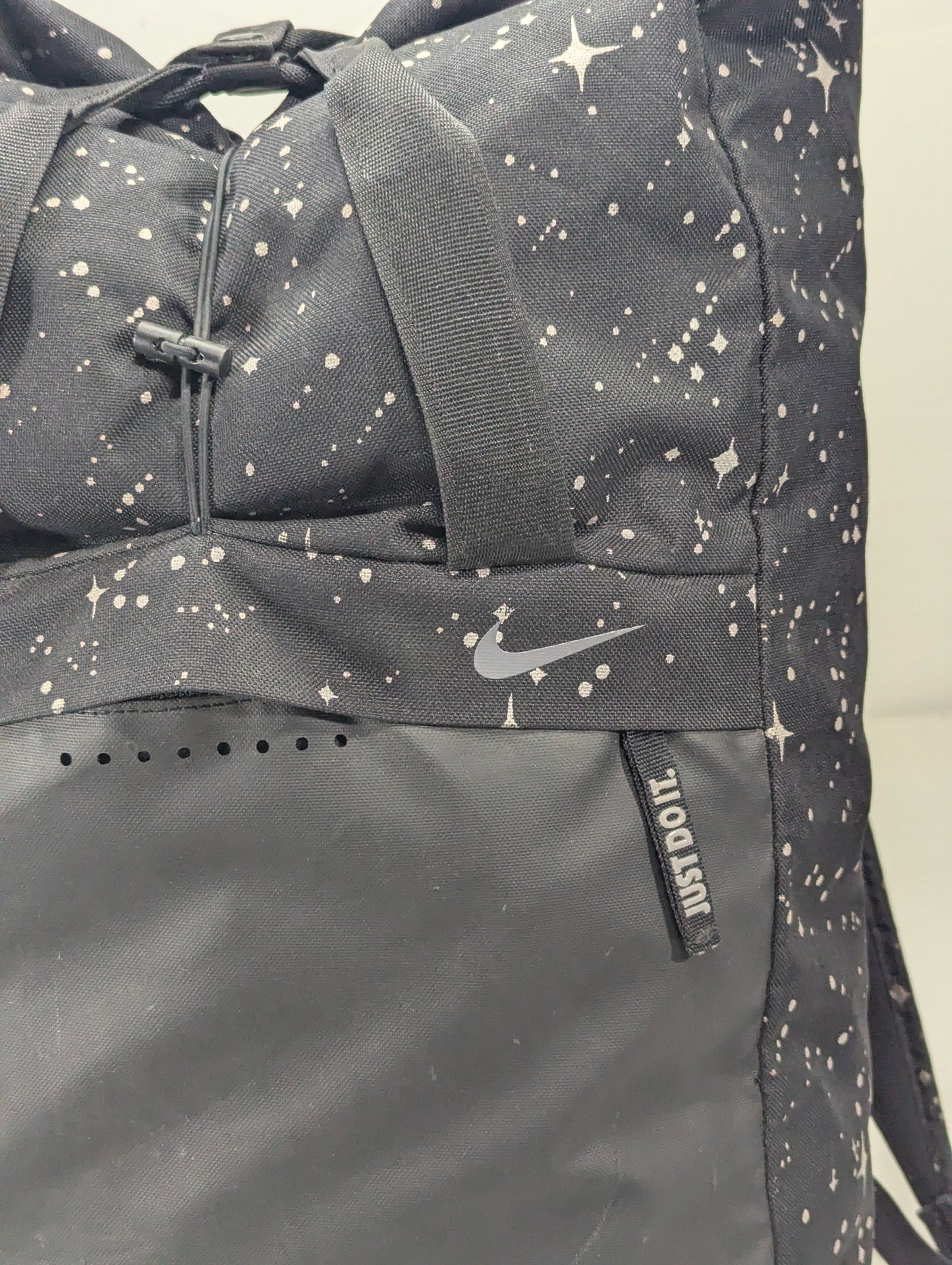 nike Title will update soon