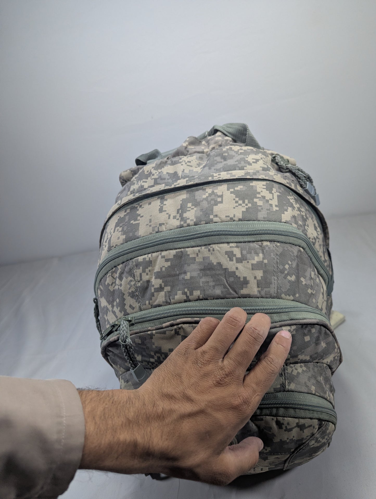 Camouflage Title will update soon