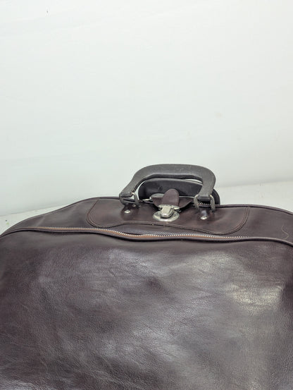 suit Title will update soon